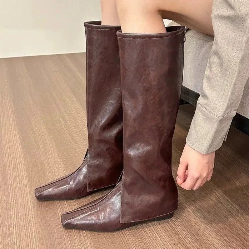 Flat Heel High Boots with Poin - огляд і ціна Interior Designer