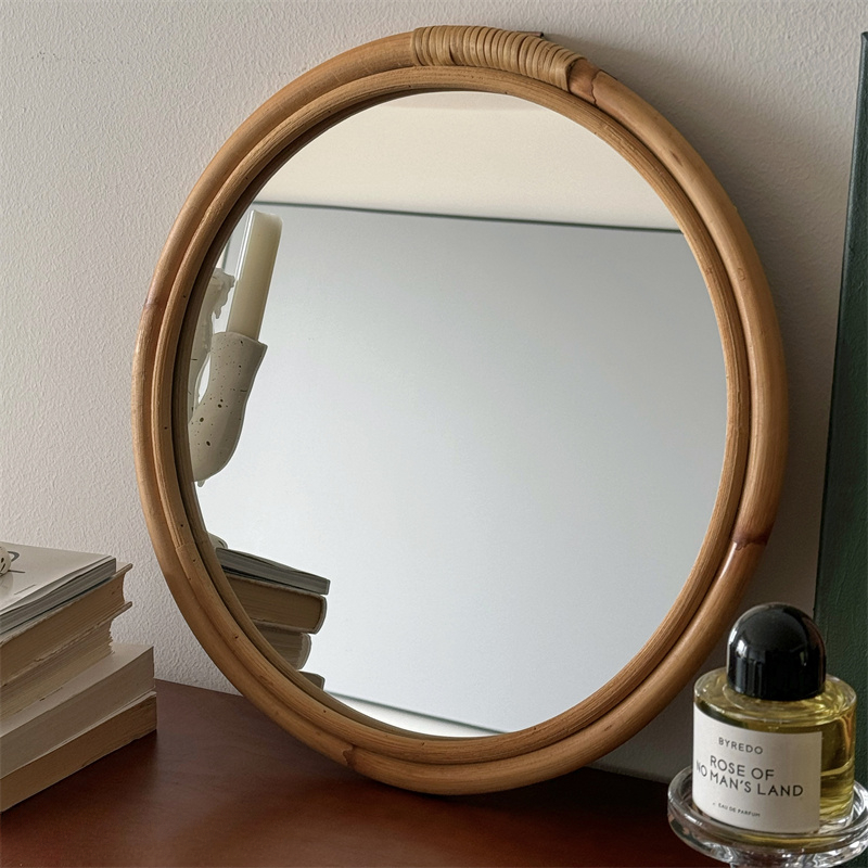 Medieval Rattan Mirror Makeup  - огляд і ціна Rattan Mirror Round