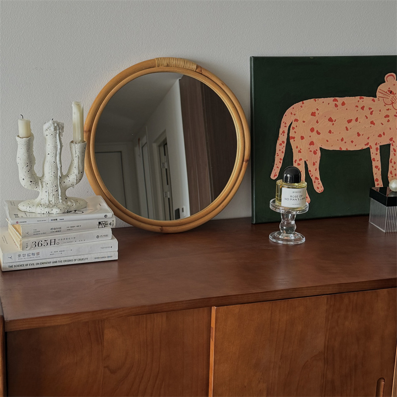 Medieval Rattan Mirror Makeup  - огляд і ціна Rattan Mirror Round